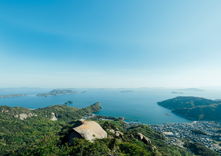 倉橋島を一望できる「火山」